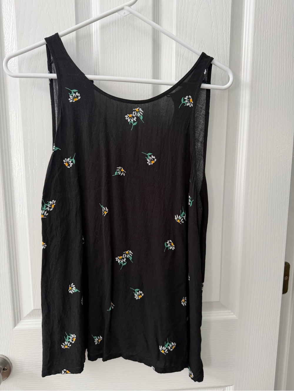 Old NavyBlack Floral Tank Top